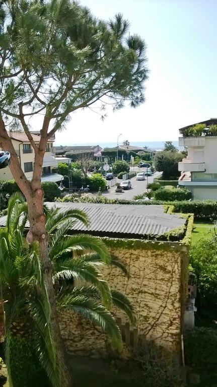 Riviera Residence Marina di Pietrasanta Exterior foto