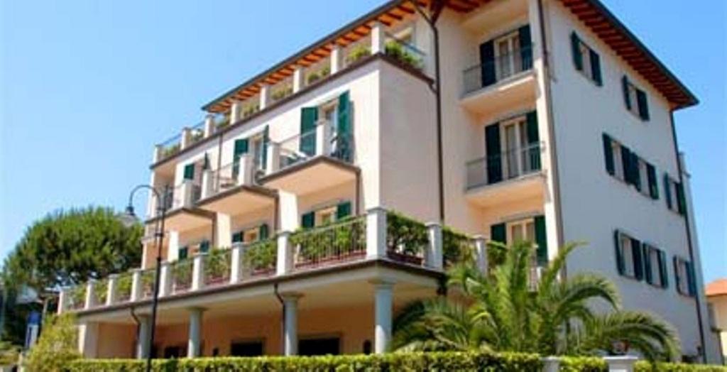 Riviera Residence Marina di Pietrasanta Exterior foto